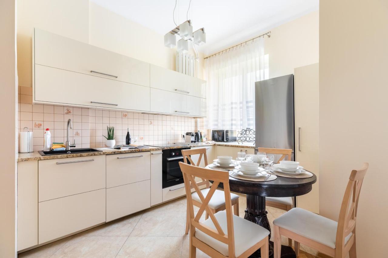 P&o Serviced Plac Konstytucji Apartament Warszawa
